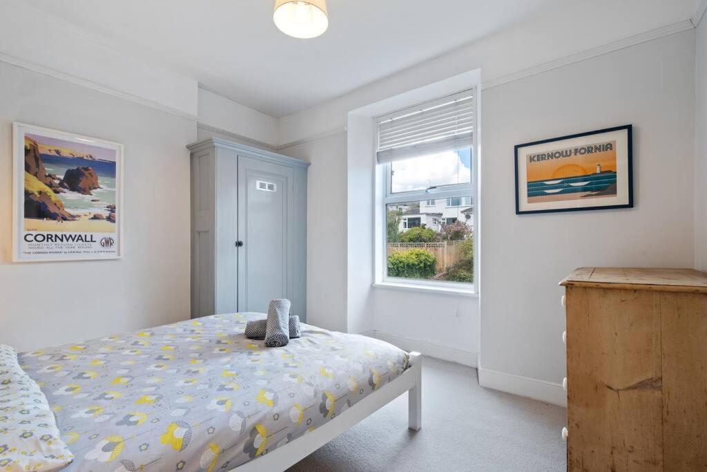 Pendennis - Bright Victorian Flat, Sea Views & Close To Beach Falmouth Exterior foto