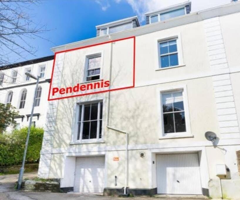Pendennis - Bright Victorian Flat, Sea Views & Close To Beach Falmouth Exterior foto